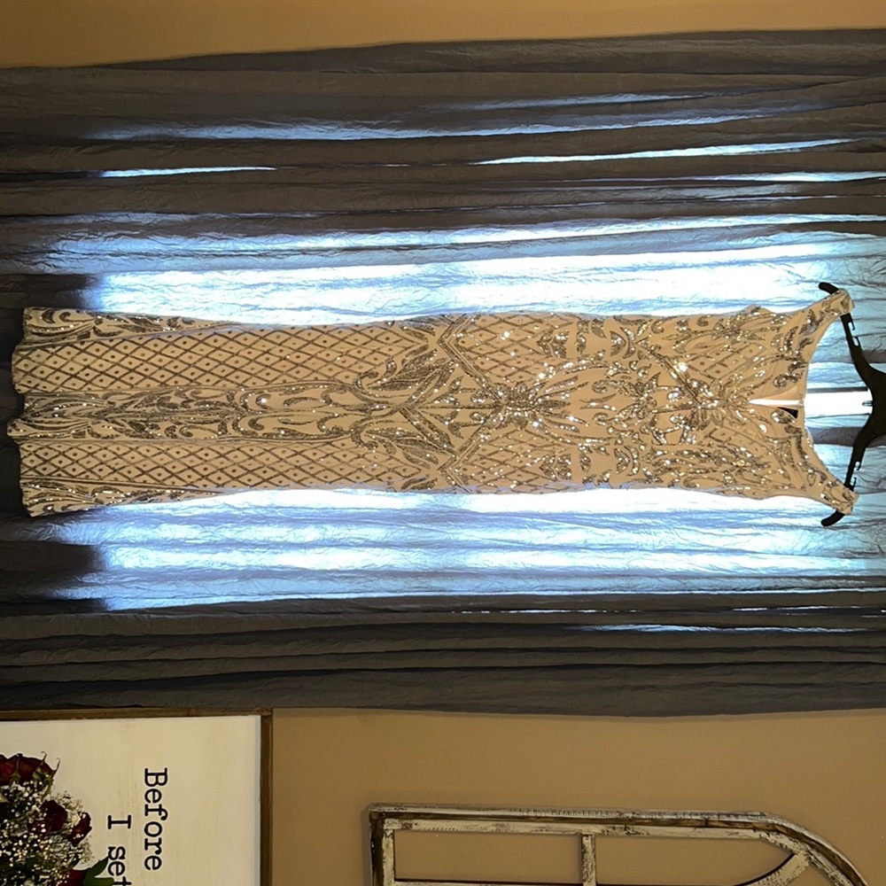 Sequin White/Off White and Silver Formal Homecoming Prom Dress|| Windsor